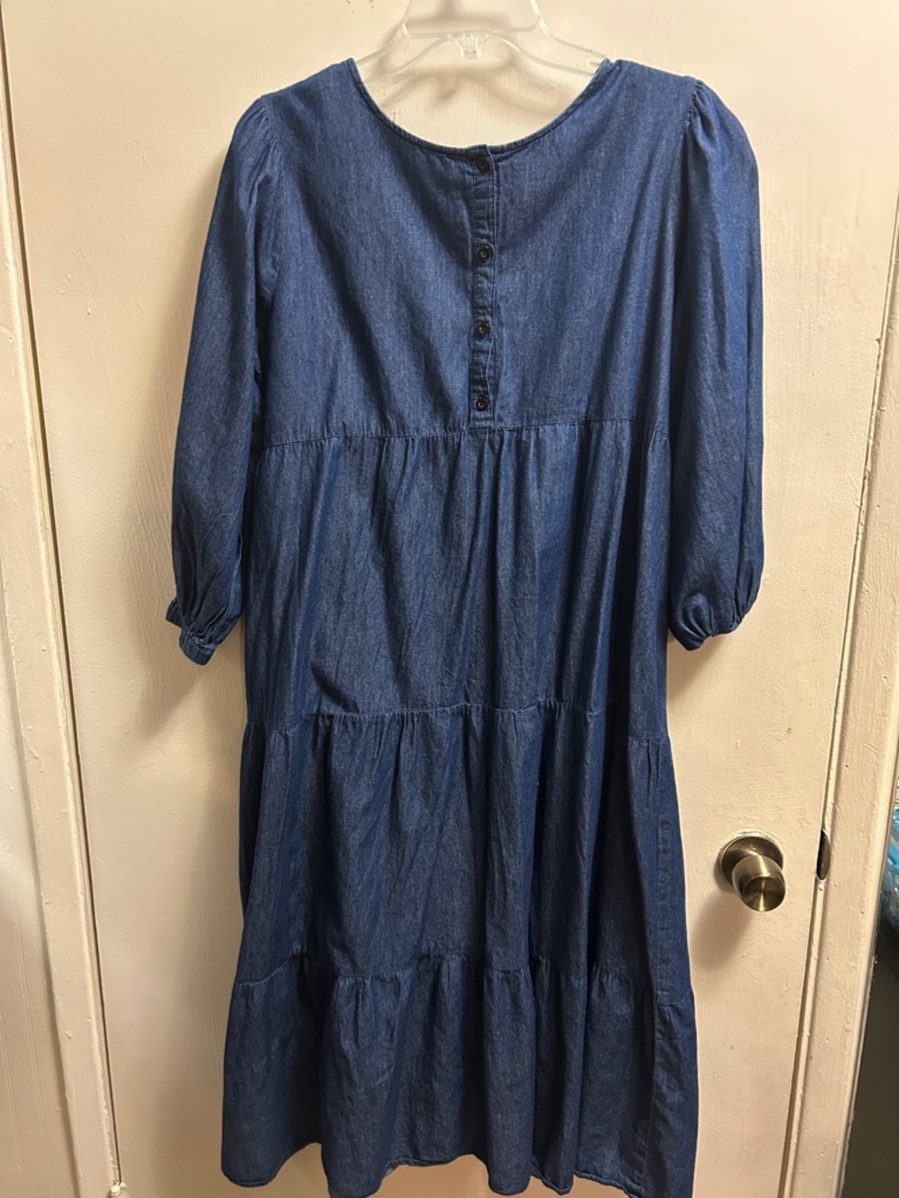 Lute i que Denim Tiered Button-Back Midi Dress - Blue Size L